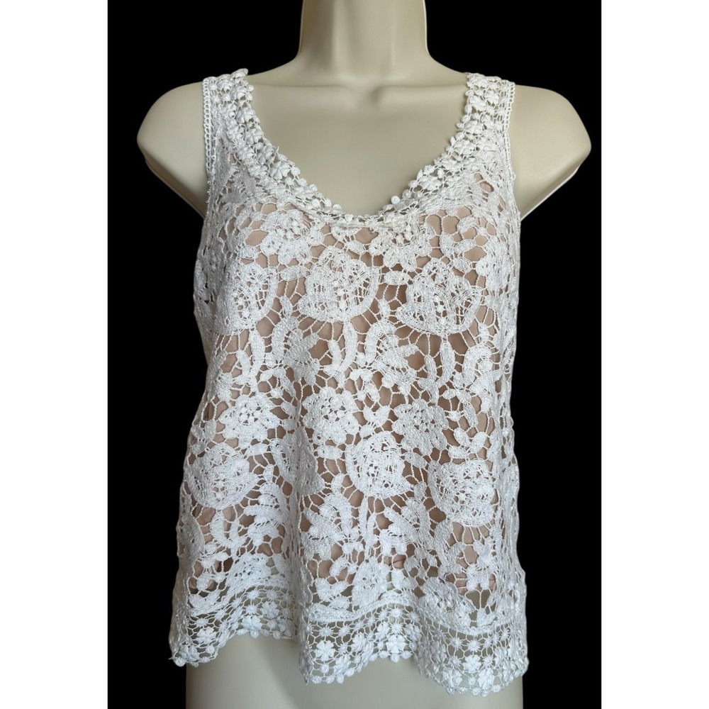 MADISION MARCUS White Crochet Sleeveless Halter Top Sz XS Lined Delicate Sexy
